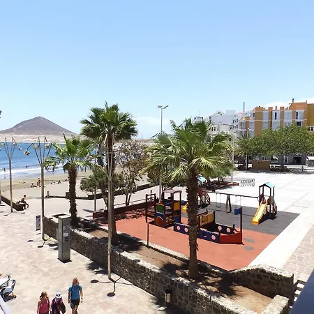 Apartamento Plaza Playa Medano Апартаменты *